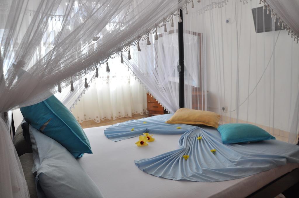 Thenu Rest Guest House Galle Quarto foto